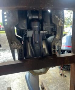 115 HP 2-Stroke Yamaha Outboard Motor with 20