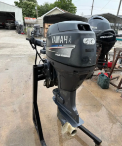 2005 Yamaha 40 HP 4-Stroke Outboard Motor