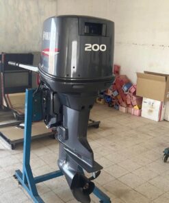 2008 Yamaha 200 HP 2-Stroke 20'' Shaft Outboard Motor