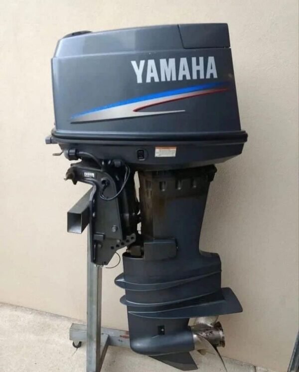 2013 Yamaha 90 HP 2-Stroke 20' Shaft Outboard Motor