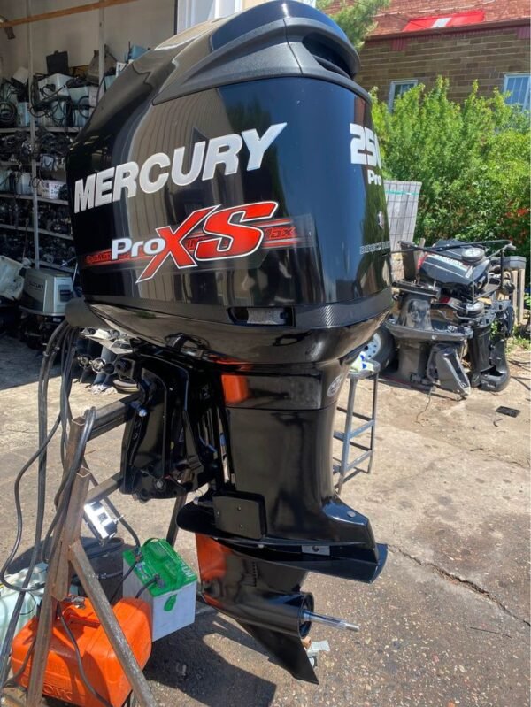 2014 Mercury 250 HP Optimax Pro XS 2-Stroke 25" Shaft