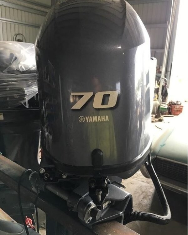 2015 Yamaha 70 HP 4-Stroke 25'' Shaft Remote Steer Power Tilt & Trim Outboard Motor