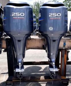Twin 2006 Yamaha 250 HP 4-Stroke 25" Outboard Motors